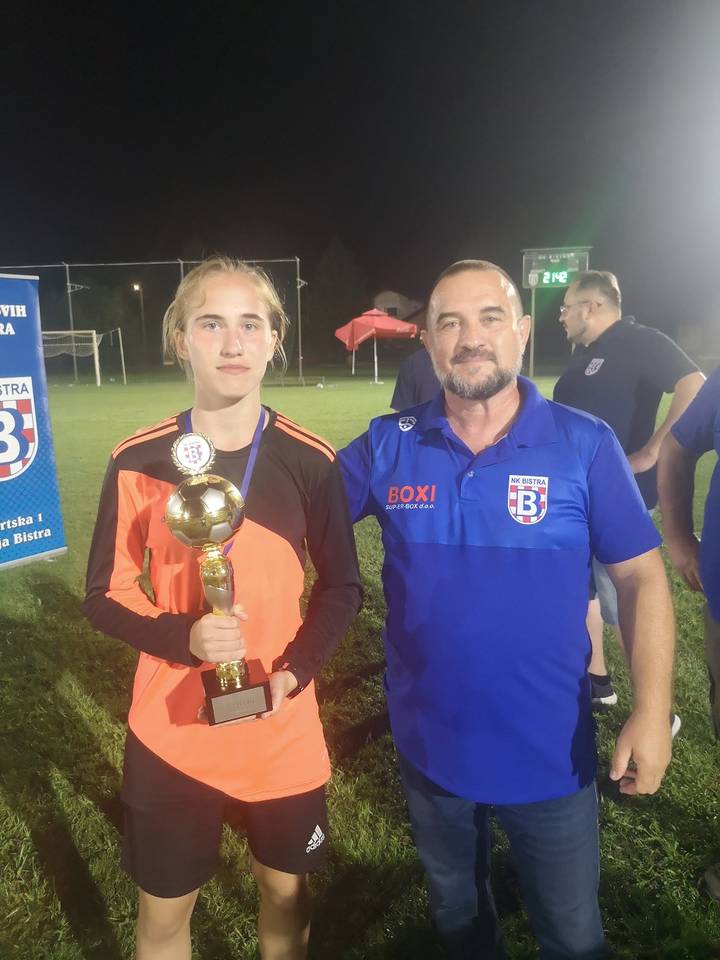 Nogomet održan Girls Cup 2024 - fotografija 4