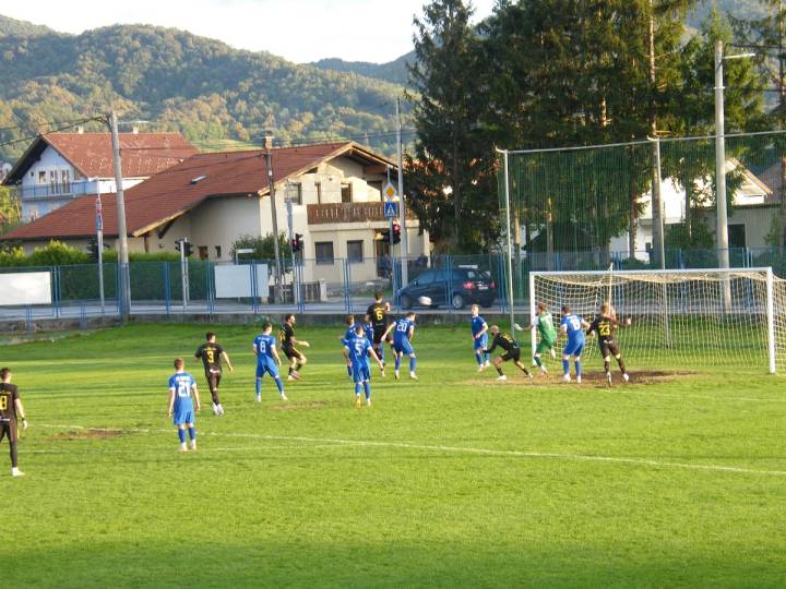 Nogomet – Bistra upisala novi domaći poraz - fotografija 4