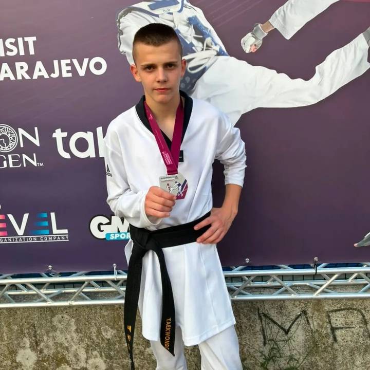 Taekwondo – Patrik Kolaković viceprvak Europe - fotografija 3