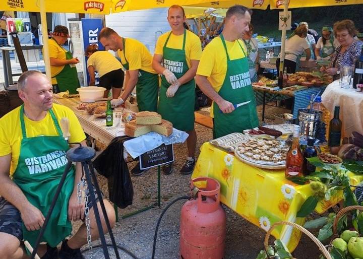 Ekipa Bistranski varivari na Bistranskoj čušpajzijadi