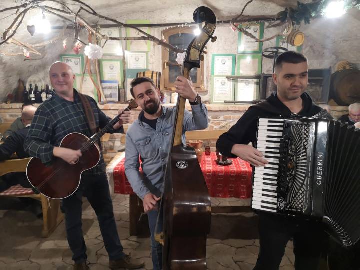 Udruga vinogradara obilježila Martinje - fotografija 6