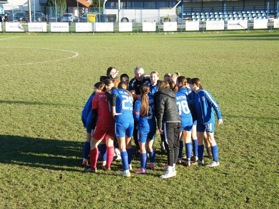NK Bistra – kadetkinje i seniori zaključili prvenstvo pobjedama