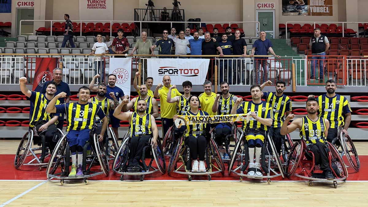 Fenerbahçe İstanbul Jet, yarı final serisinde 1-0 öne geçti