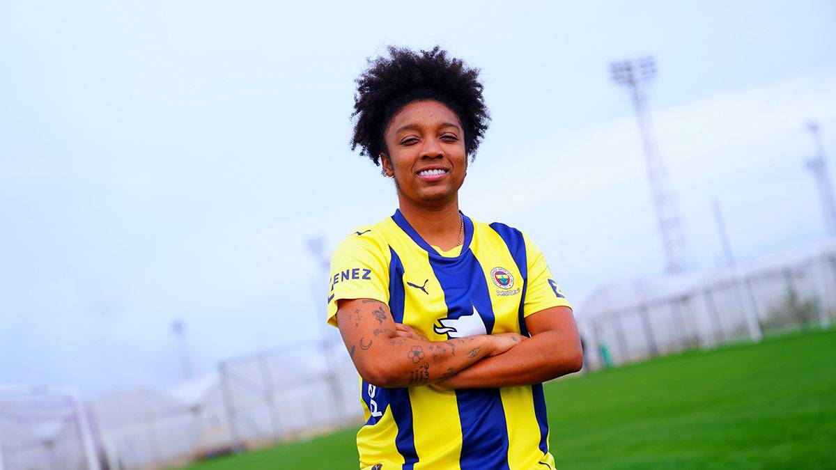 Transfer: Hoş Geldin Marta Cox