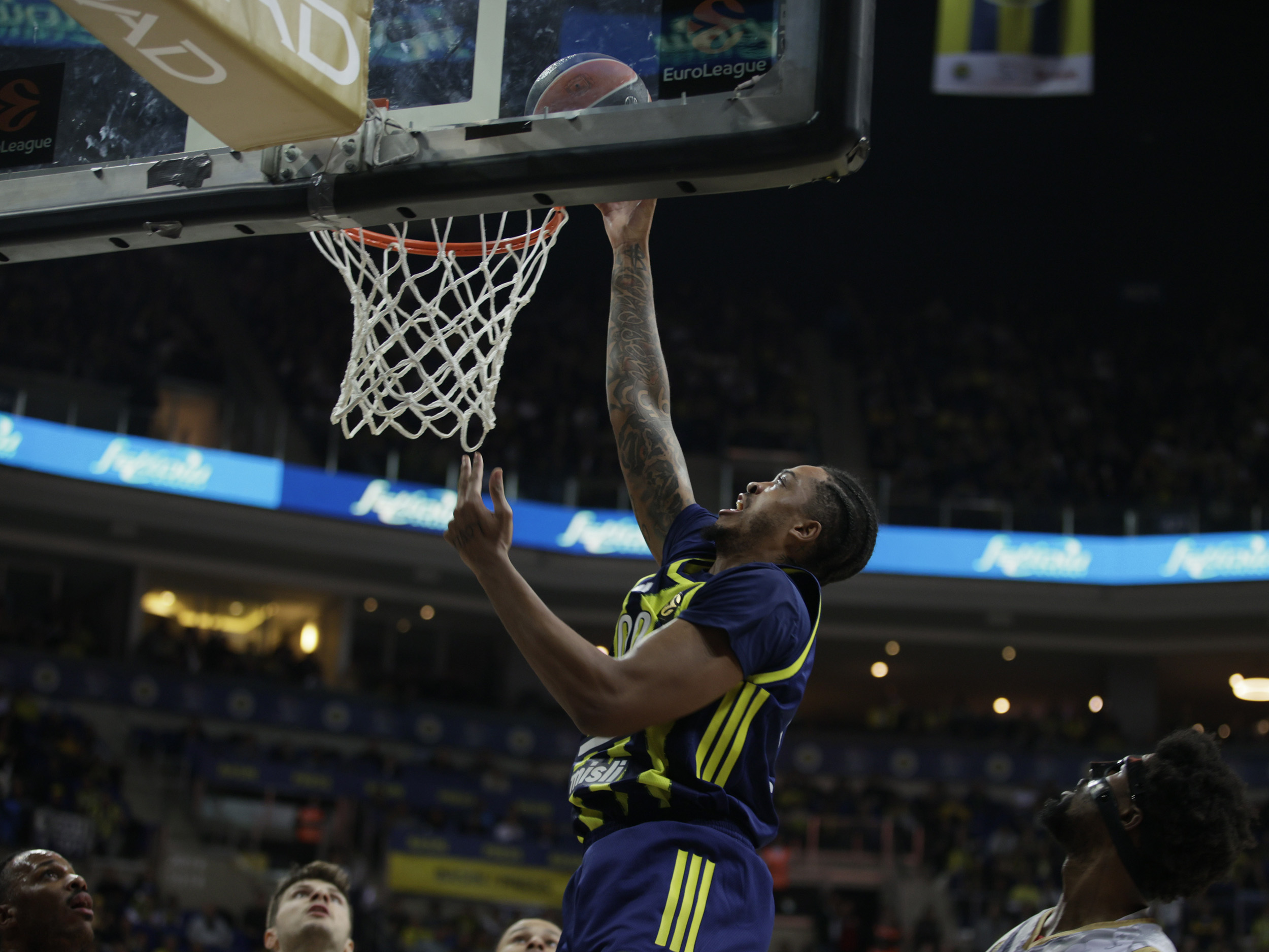 Fenerbahçe Beko 88-70 AS Monaco