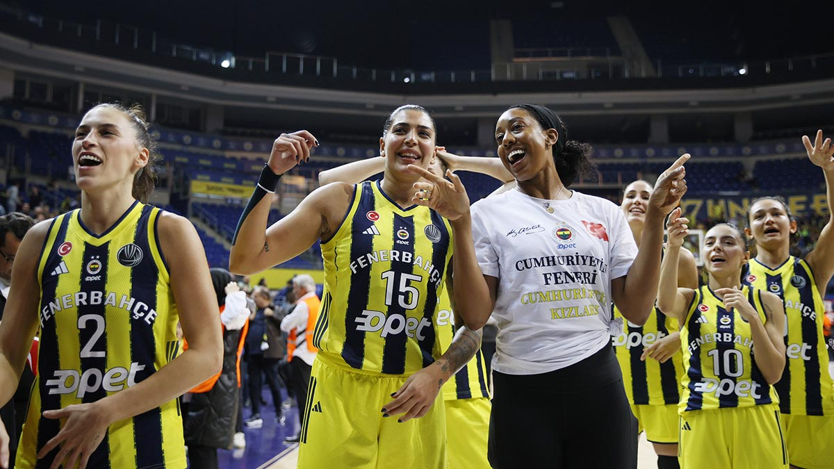 Fenerbahçe Opet 113-65 DVTK Huntherm