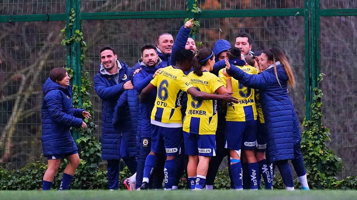 Beylerbeyi SK 1-2 Fenerbahçe Petrol Ofisi
