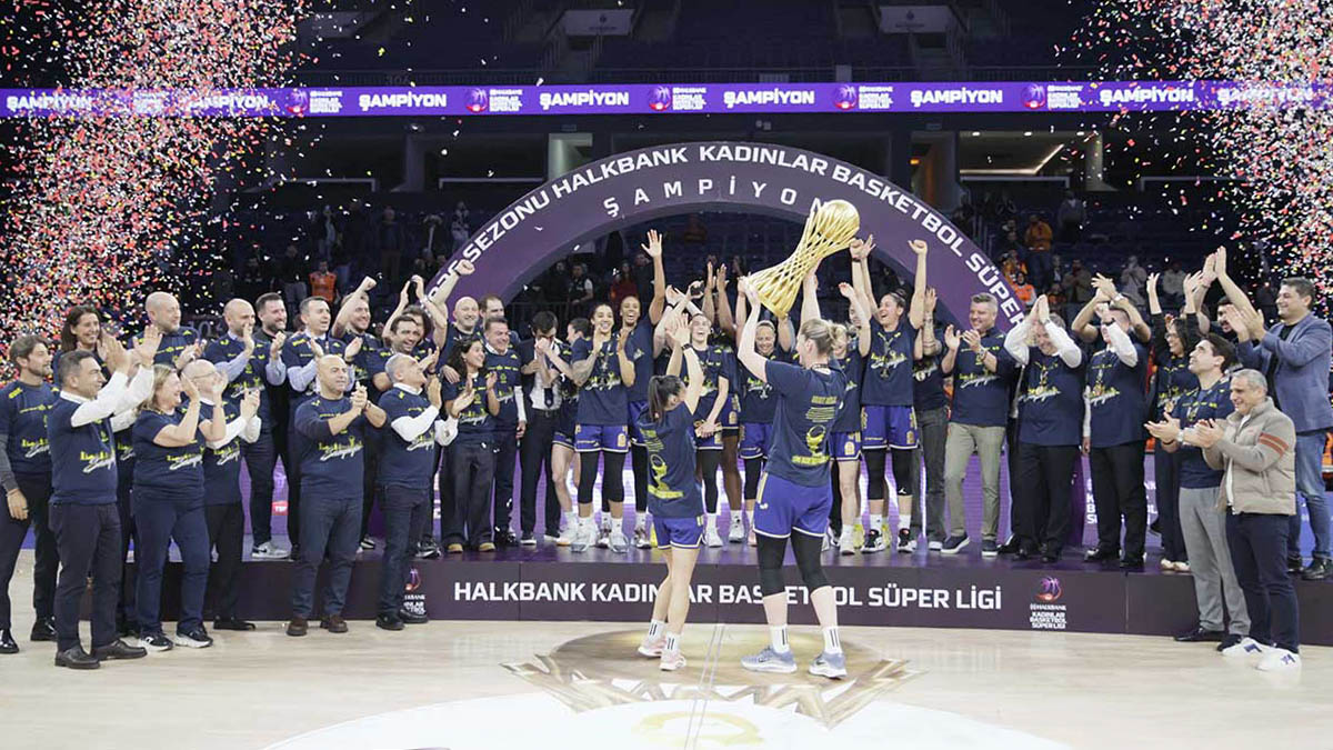 FENERBAHÇE OPET NAMAĞLUP ŞAMPİYON