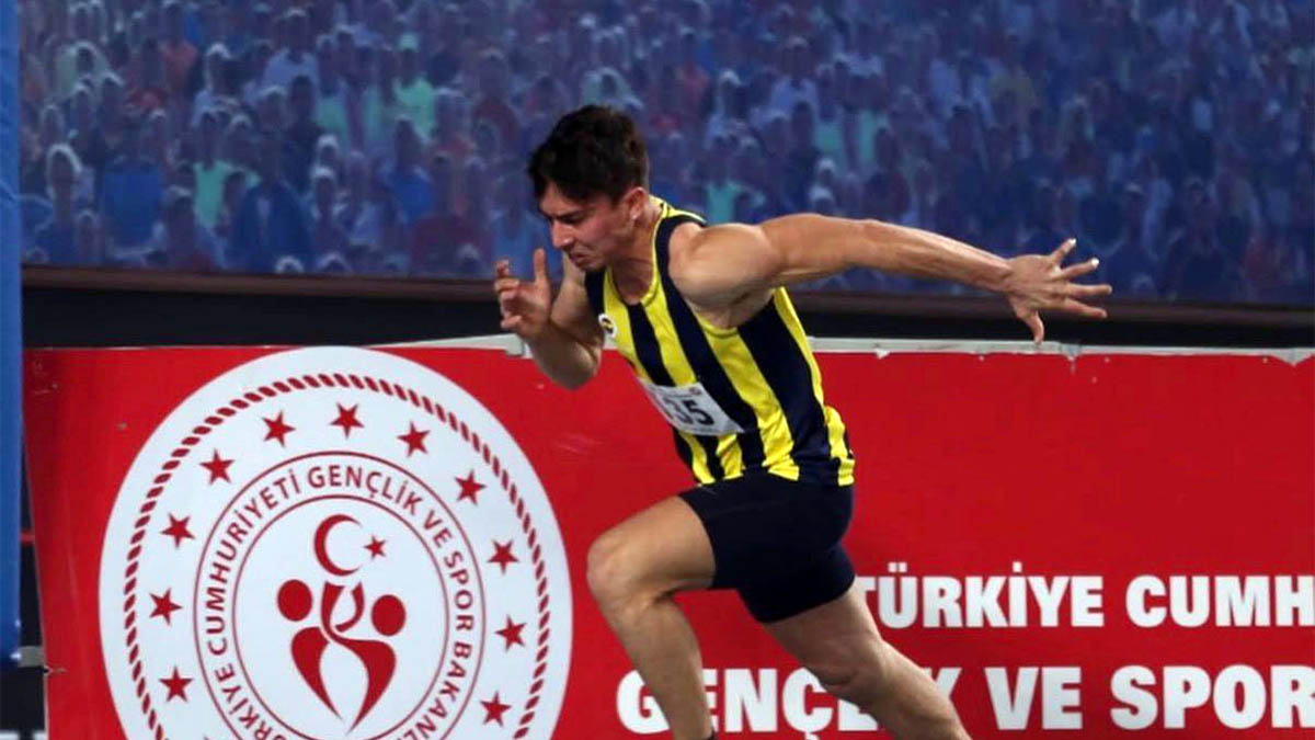 Atletimiz Oğuz Uyar, ABD’de Türkiye rekoru kırarak şampiyon oldu