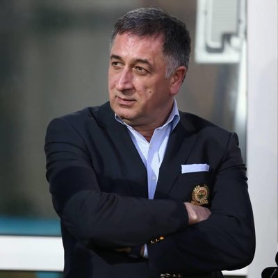 Yalakalık için insanın kendinden ödün vermesi gerekir.