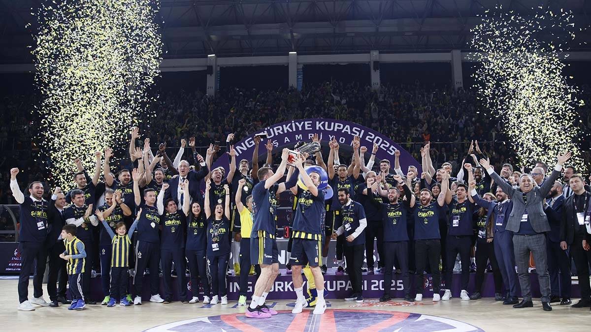 2025 Türkiye Kupası Şampiyonu Fenerbahçe Beko
