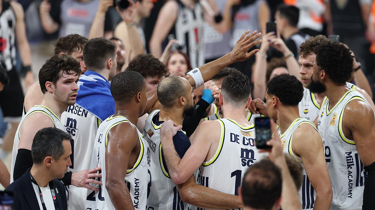 Fenerbahçe Beko final serisinde 2-1 öne geçti