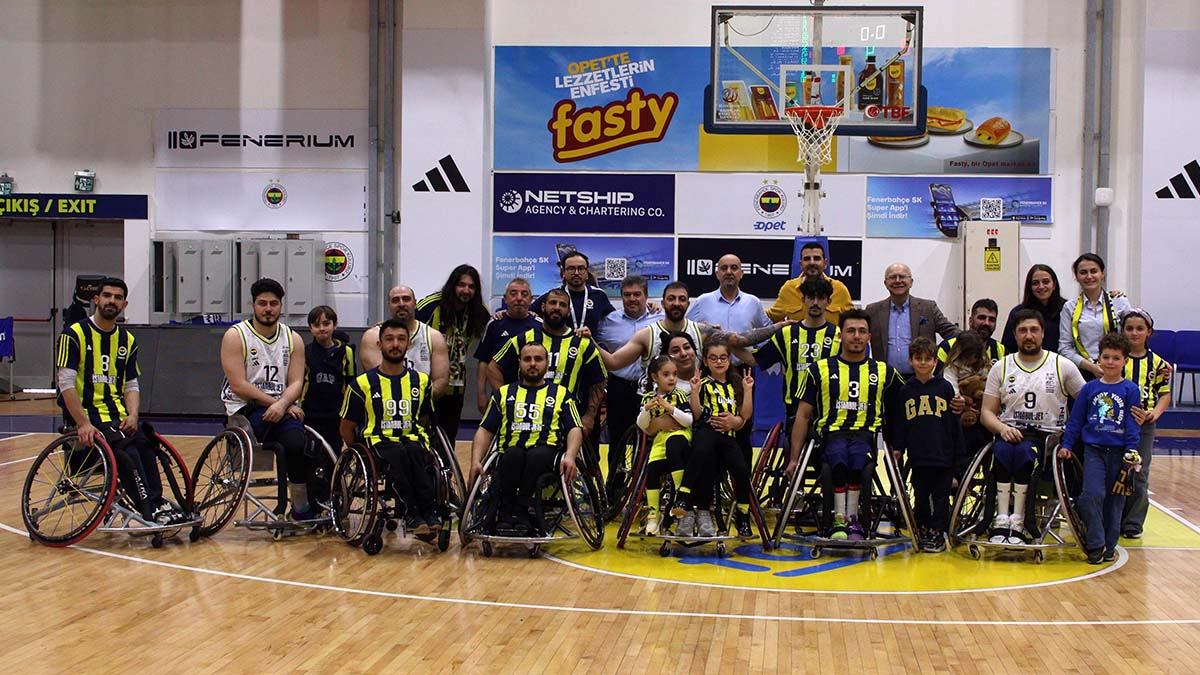 Fenerbahçe İstanbul Jet 70-58 İzmir Büyükşehir B.S.