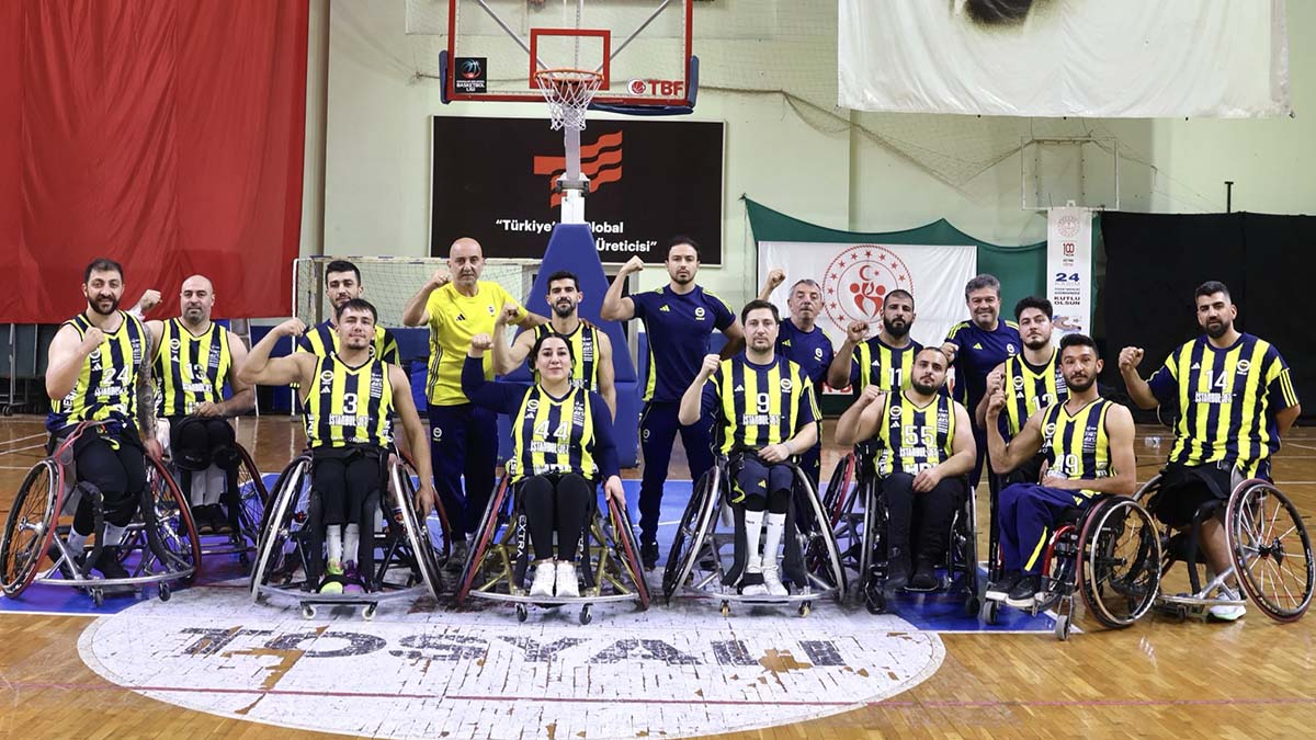 İzmir Büyükşehir Belediyespor 55-89 Fenerbahçe İstanbul Jet