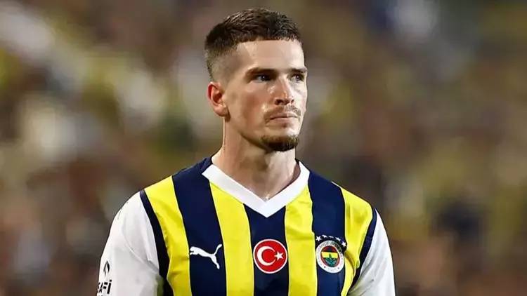 Ryan Kent' in Sözleşmesi Karşılıklı Olarak Fesih Edildi.