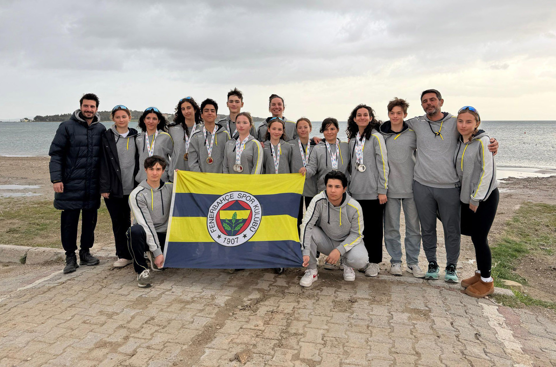 Fenerbahçe Doğuş Yelken, Türkiye Şampiyonası'nda 10 madalya kazandı