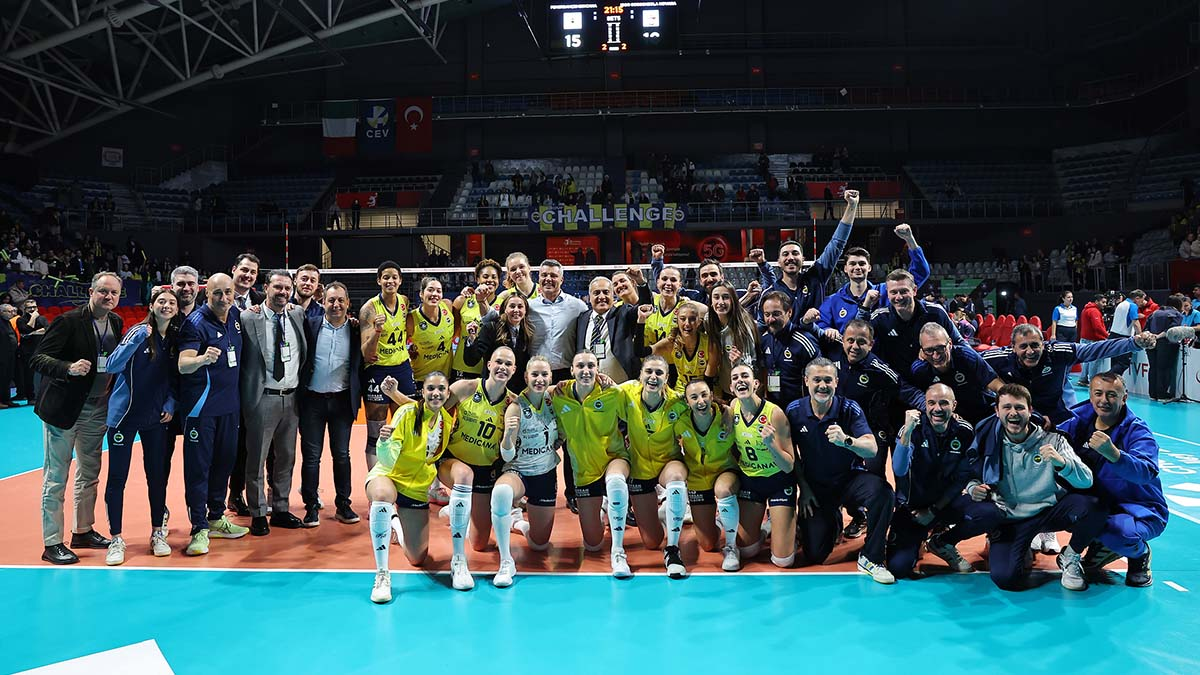 Fenerbahçe Medicana 3-2 Igor Gorgonzola Novara