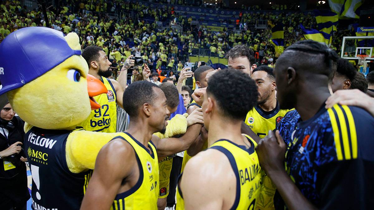 Fenerbahçe Beko, Play-off serisinde 1-0 öne geçti