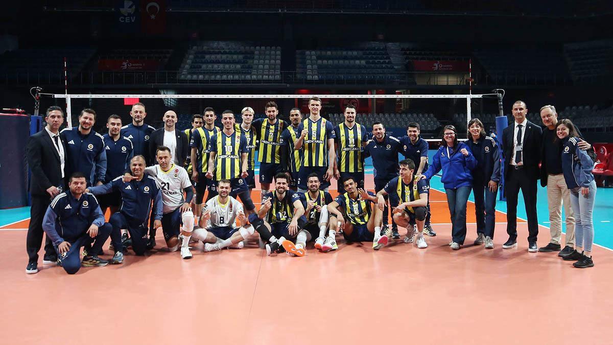 Fenerbahçe Medicana 1-3 Bırsa BŞB