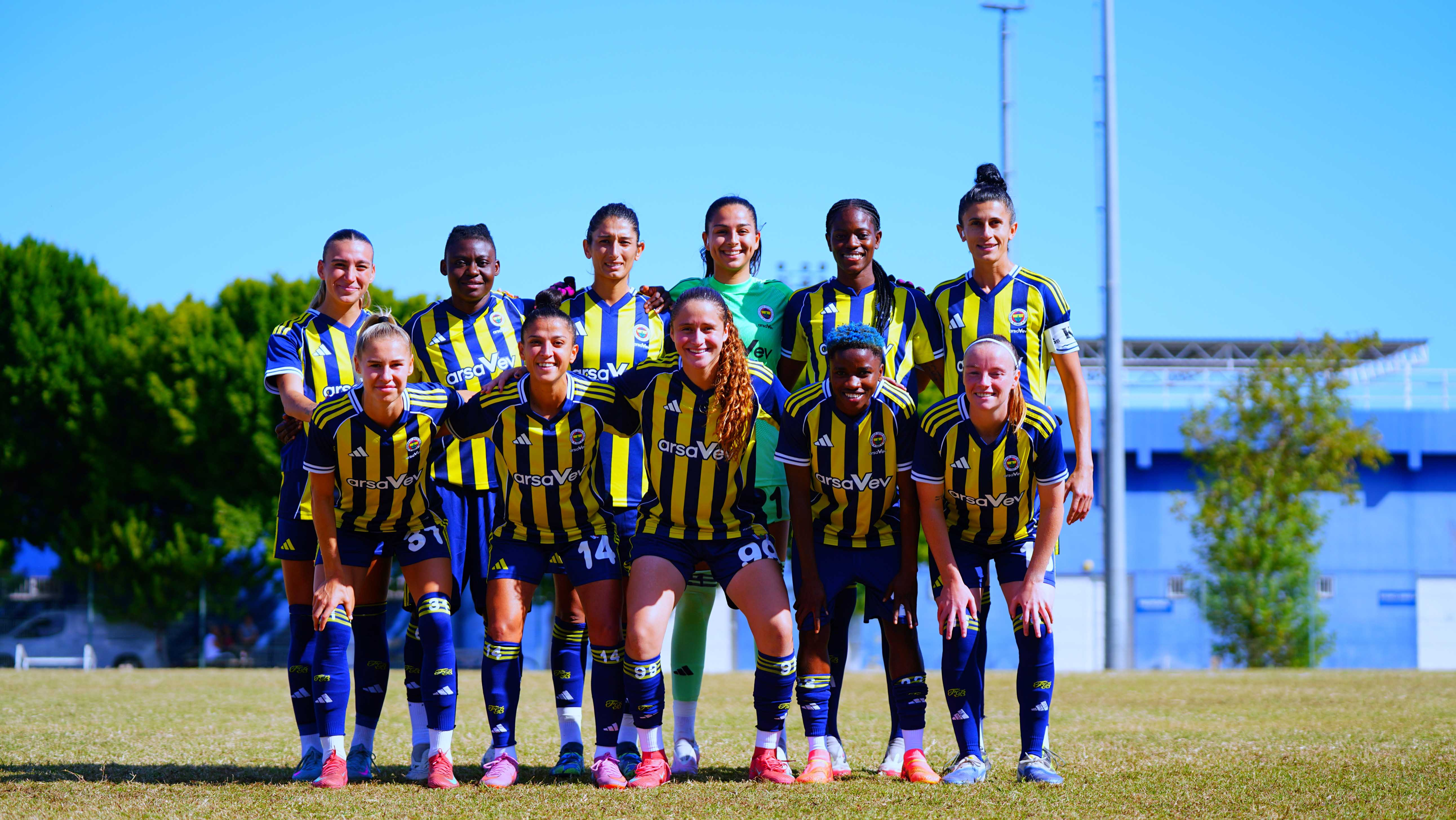 1207 Antalyaspor 0-6 Fenerbahçe arsaVev