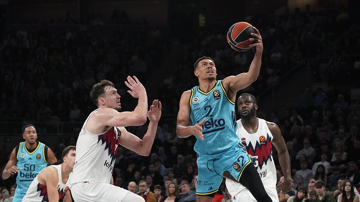 Kosner Baskonia 93-108 Fenerbahçe Beko