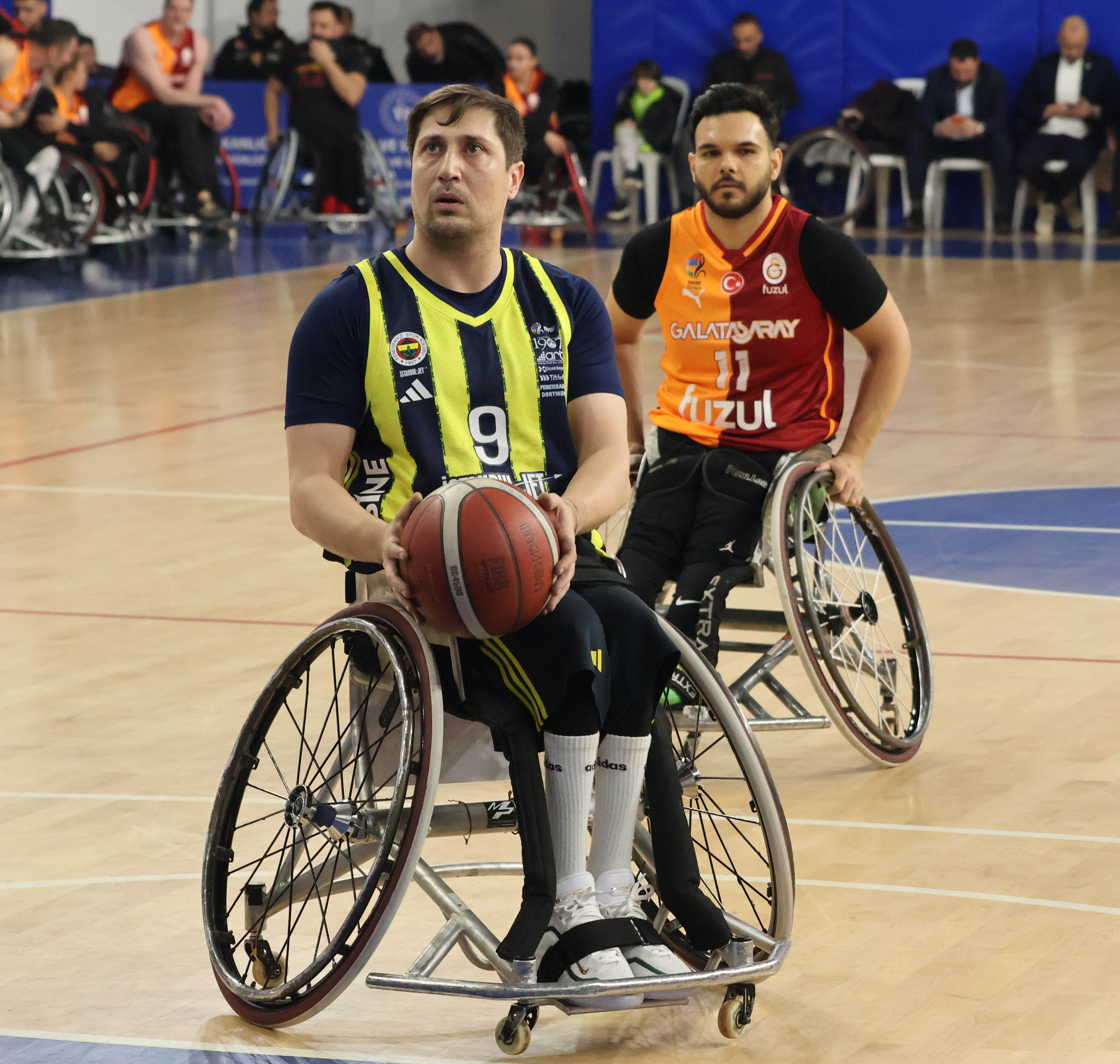 Galatasaray Fuzul 83-67 Fenerbahçe İstanbul Jet