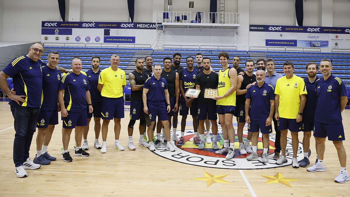 Fenerbahçe Beko Yeni Sezonun İlk İdmanını Yaptı