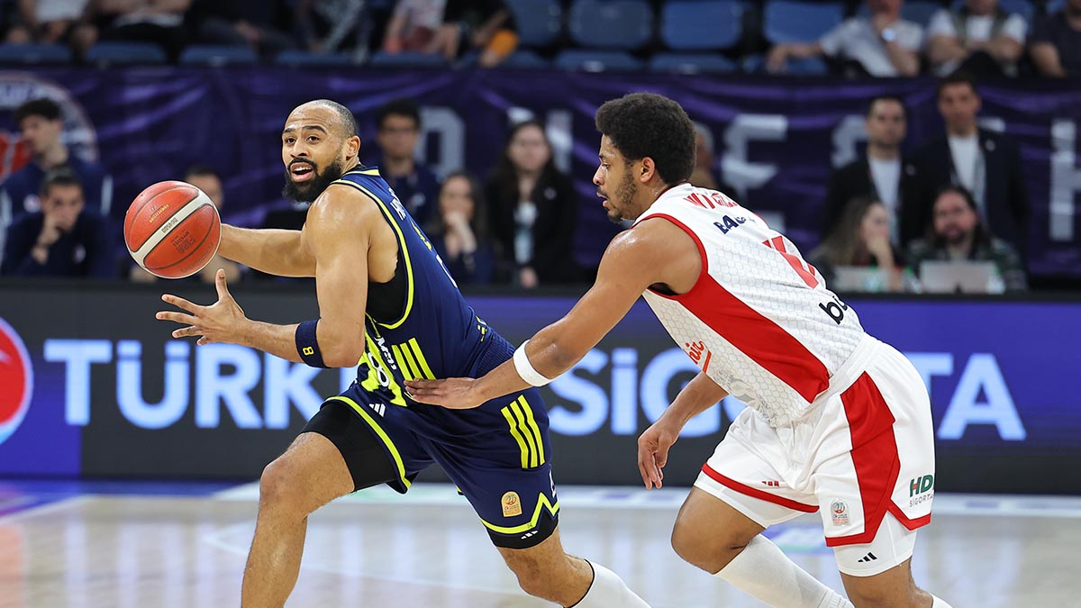 Fenerbahçe Beko, ligde normal sezonu lider tamamladı