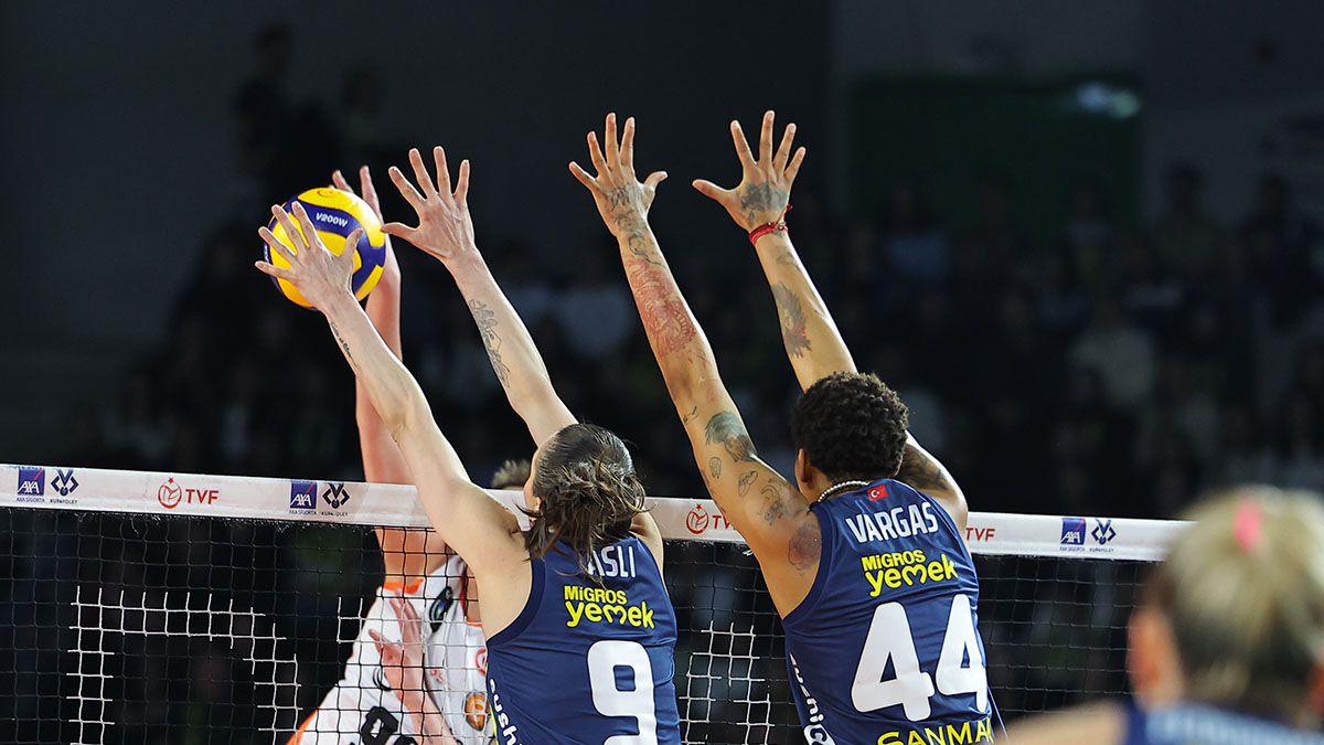 Fenerbahçe Medicana 1-3 Eczacıbaşı Dynavit