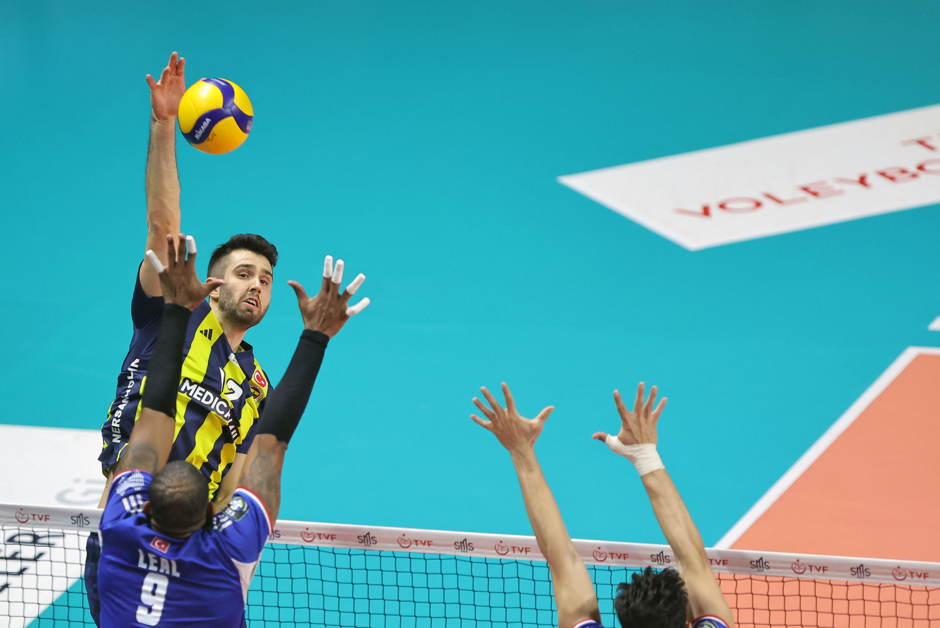 Fenerbahçe Medicana 0-3 Halkbank