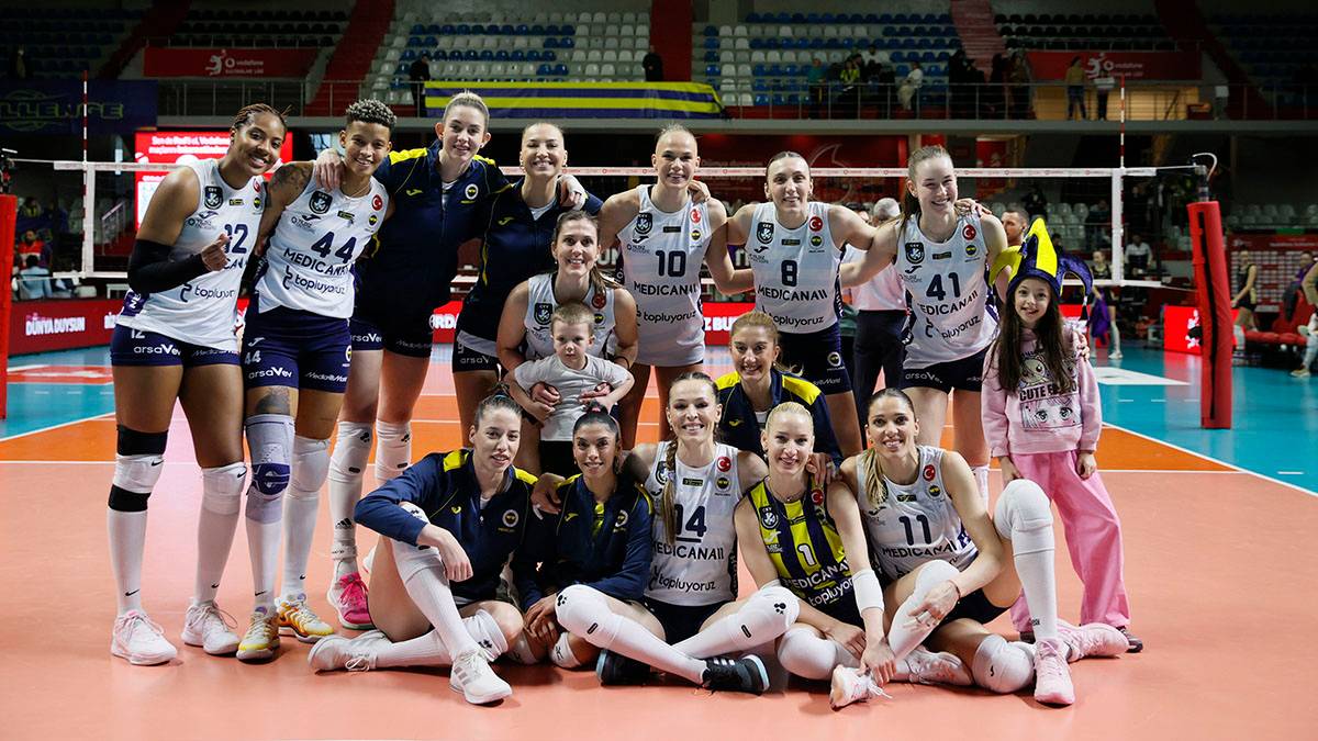 Fenerbahçe Medicana 3-0 Zeren Spor
