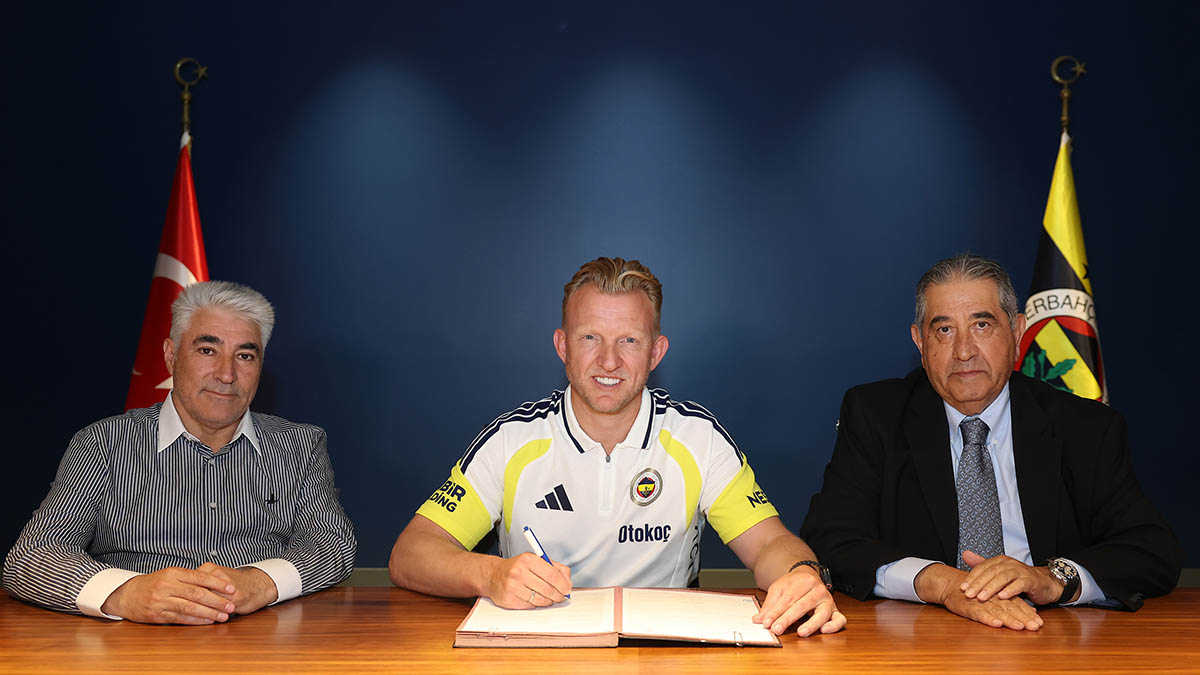 Hoşgeldin: Dirk Kuyt