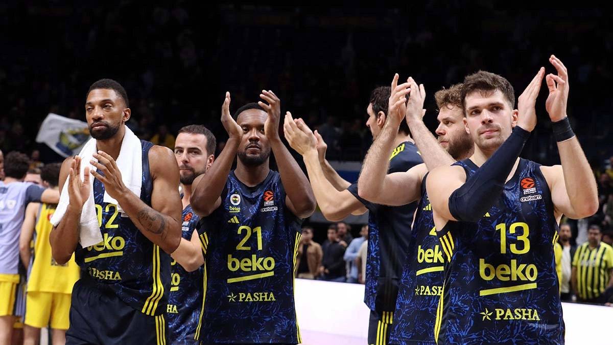 Paris Basketbol 83-87 Fenerbahçe Beko