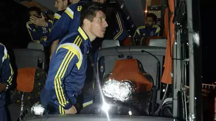 Fenerbahçe' ye Trabzon' da Silahlı Saldırı!