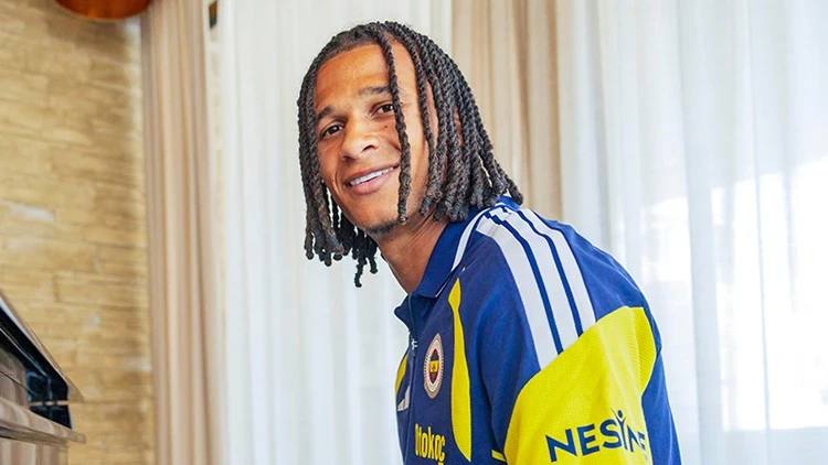 Transfer: Nathan Ake