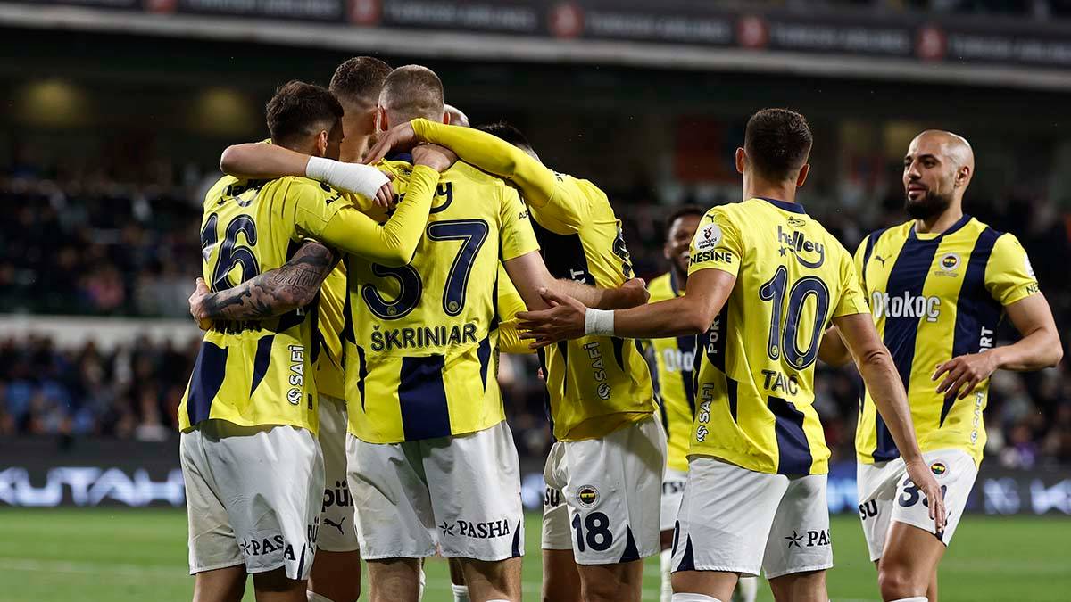R. Başakşehir 1-4 Fenerbahçe