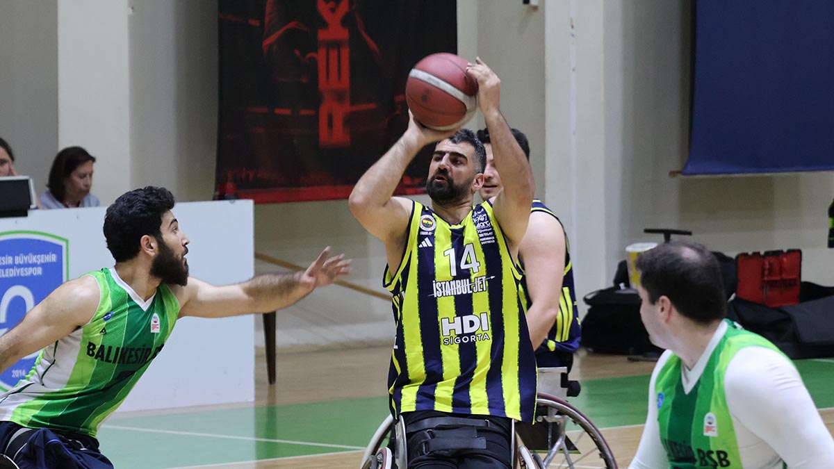 Balıkesir B.B 36-94 Fenerbahçe İstanbul Jet
