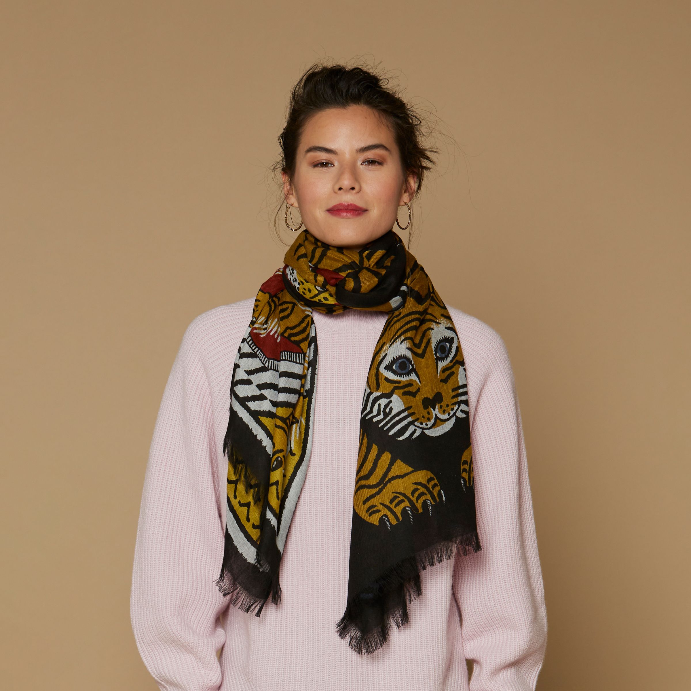 Scarf 100 - Mantra - Red