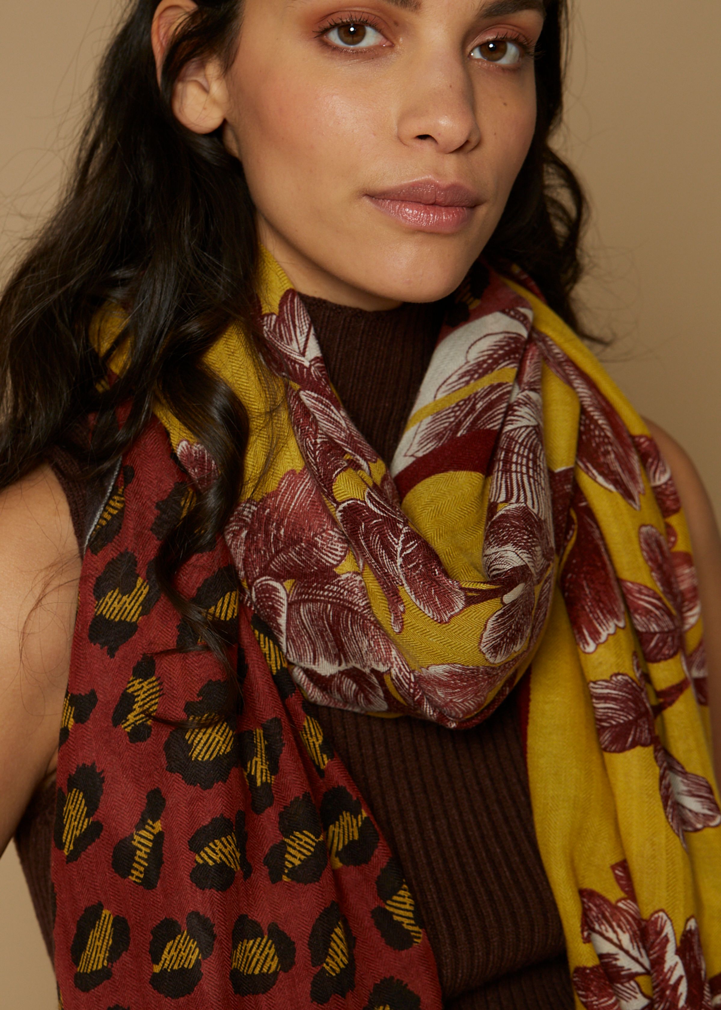 Wool scarves — Inoui Editions