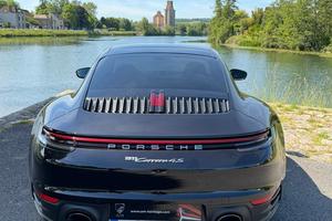 Porsche 992 carrera 4S — miniature 1