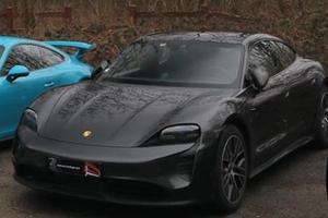 Porsche Taycan 4S