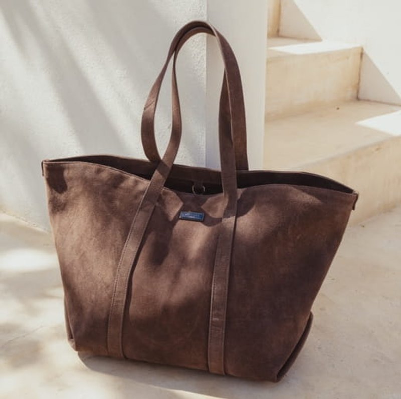 An Everyday Staple: Suede Tote Bags