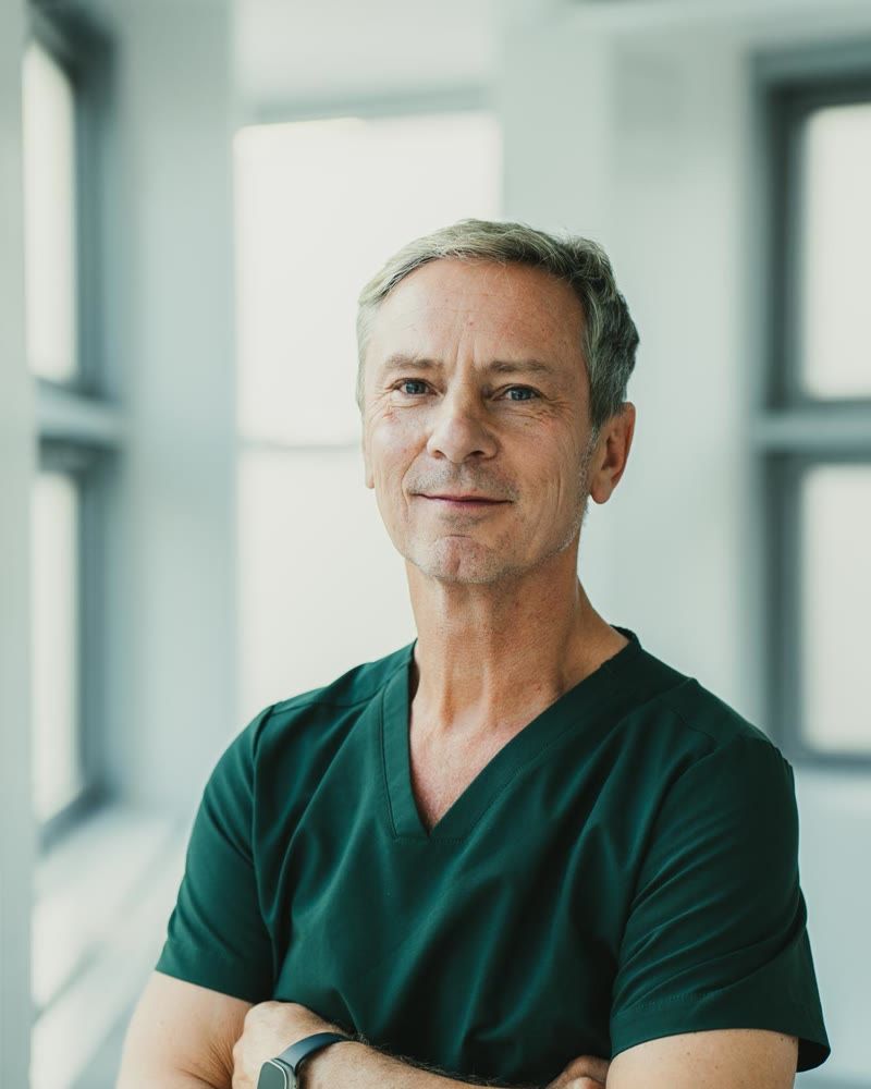 Dr. Marcus Reinhardt