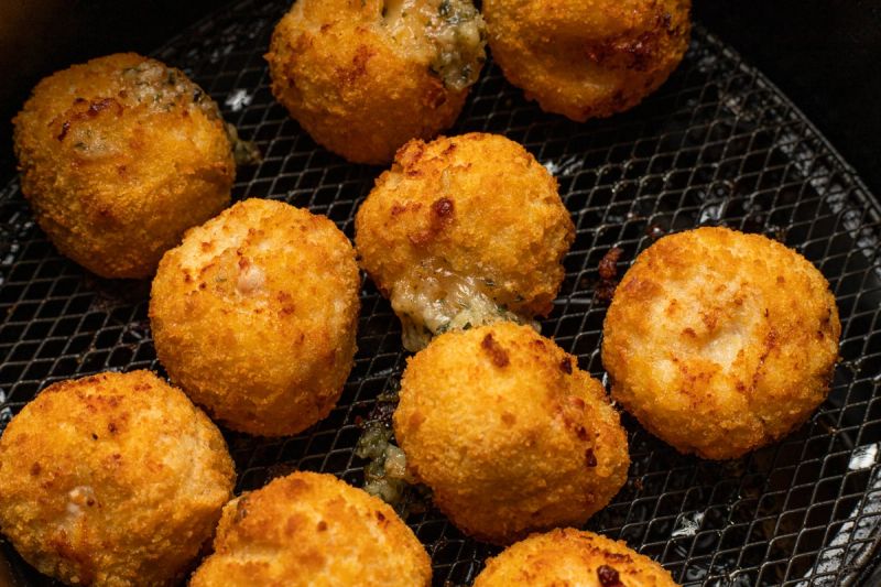 Air fried chicken bites