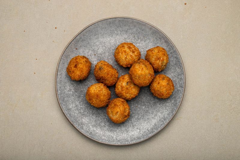 Air friend arancini on a plate