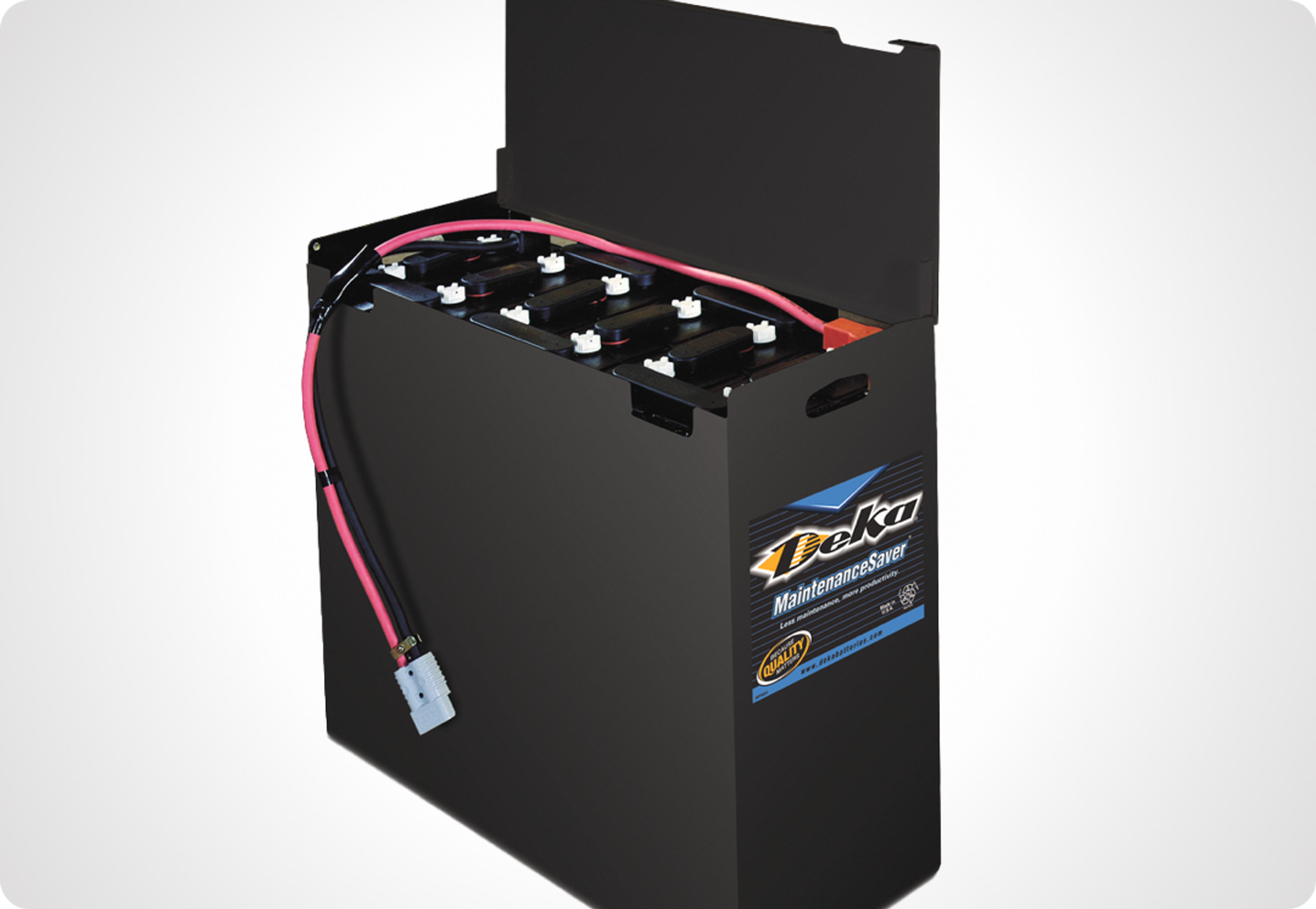 Picture of single East Penn brand premium Deka Maintenance Saver Material Handling Batteries