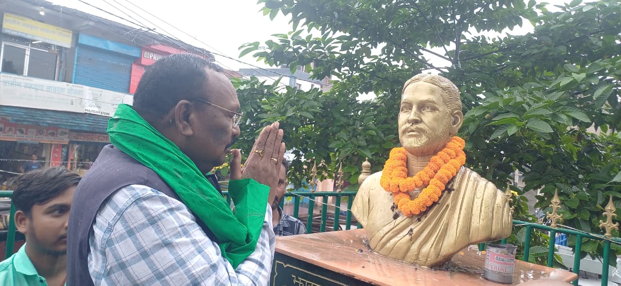 झारखंड की अस्मिता की रक्षा में शहीद हुए निर्मल दा : प्रो. केपी सोरेन - 2