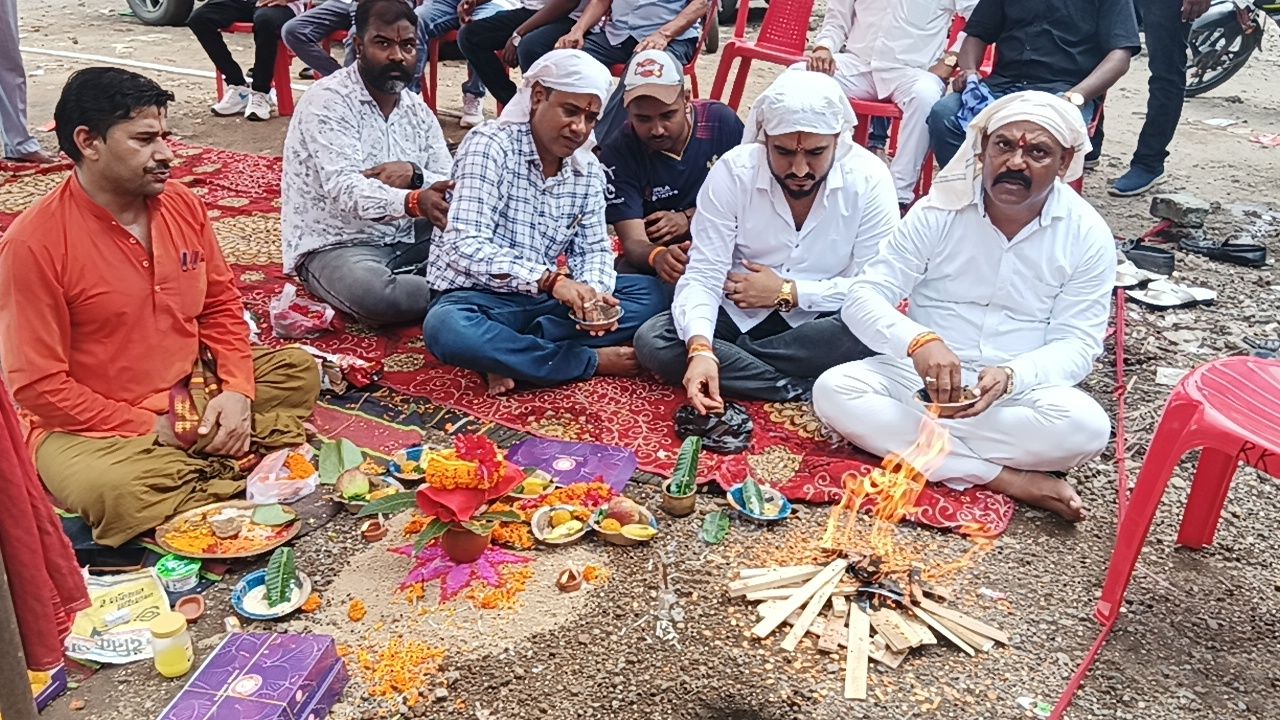 गम्हरिया में गणेश पूजा पंडाल के लिए भूमि पूजन संपन्न - 2