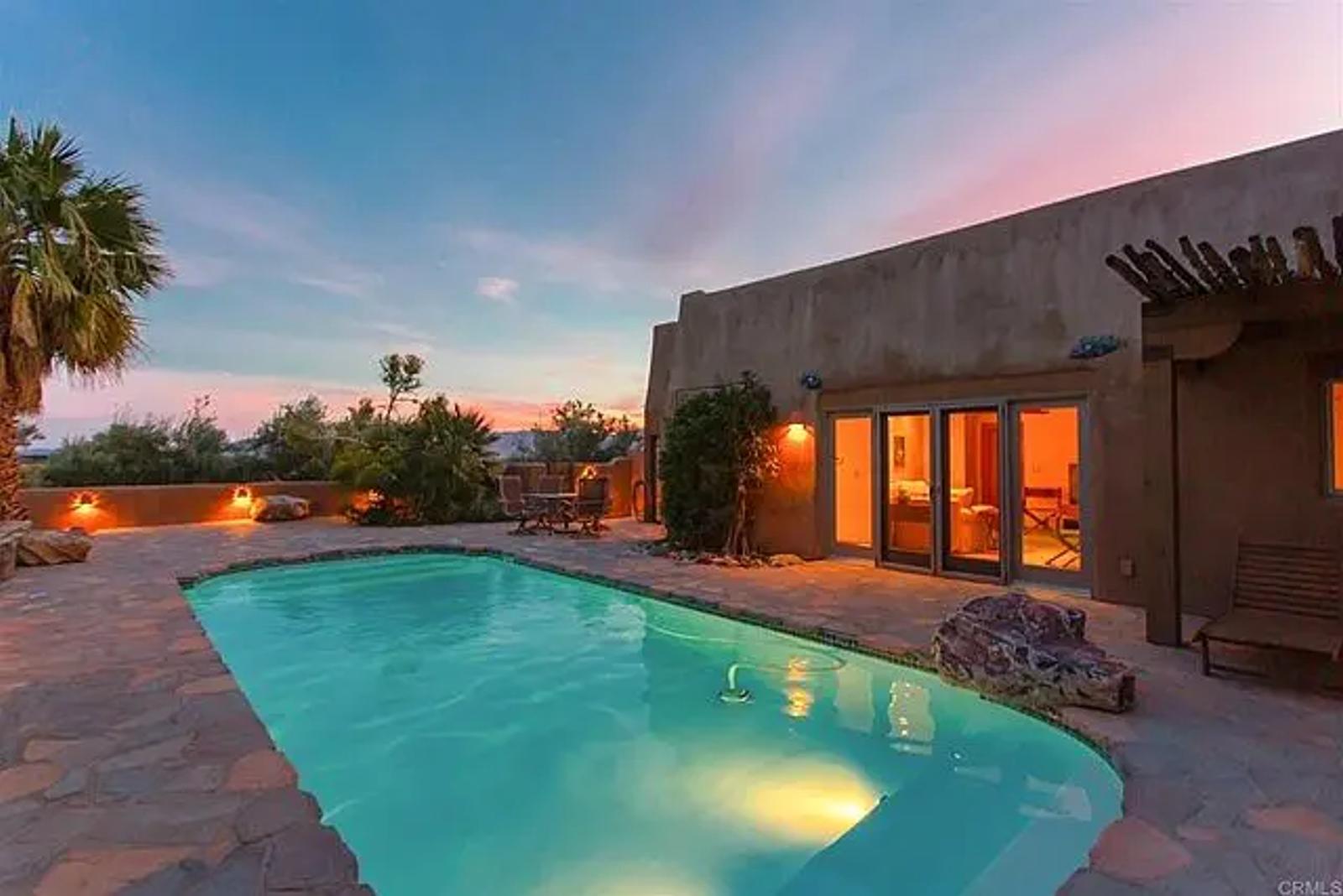 683639e23e3adac28e4c9ae8 3c568be23726d43029c3d091a4fb275a cc ft 768 (1)