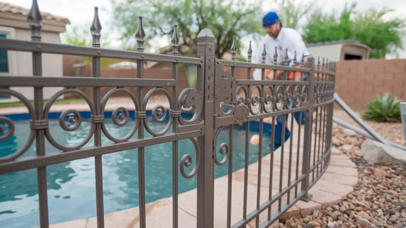 674a6a754f33ed2f6fe641c7 poolfence